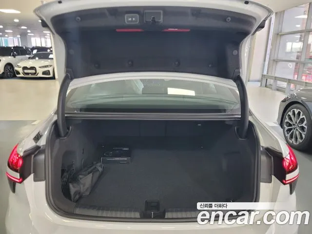 Audi A6 C9 — Фото автомобиля 14