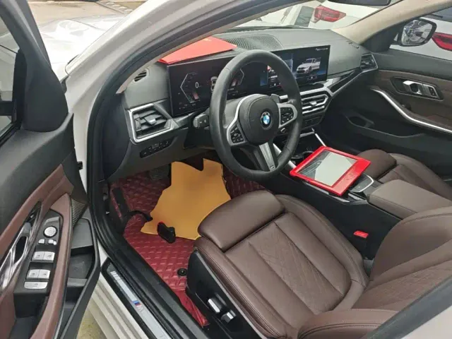 BMW 3 Series — Фото автомобиля 15