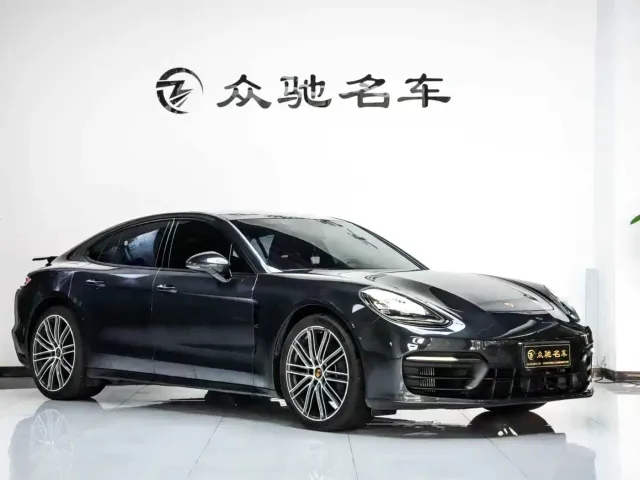 Porsche Panamera — Фото автомобиля 3