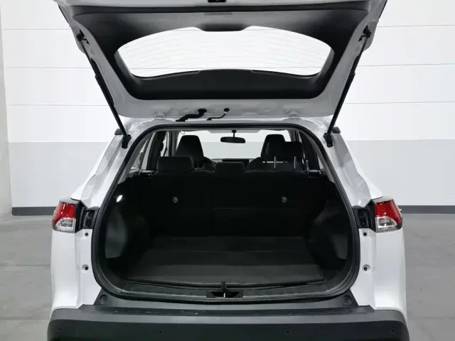 Toyota Frontlander — Фото автомобиля 16