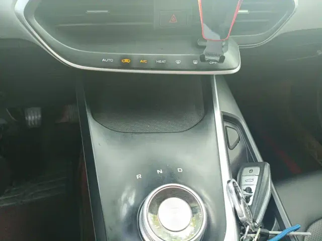 Geely Geometry A — Фото автомобиля 6