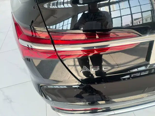 Audi A6L — Фото автомобиля 12