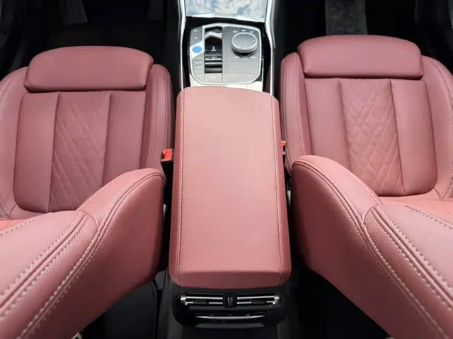 BMW i3 — Фото автомобиля 11