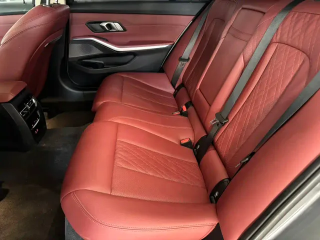 BMW 3 Series — Фото автомобиля 9