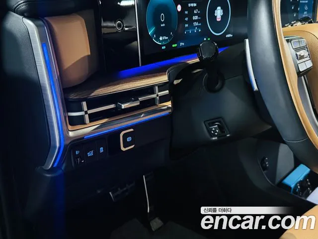 Hyundai Santa Fe MX5 — Фото автомобиля 11