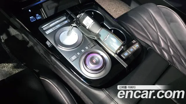 Genesis G80 RG3 — Фото автомобиля 12