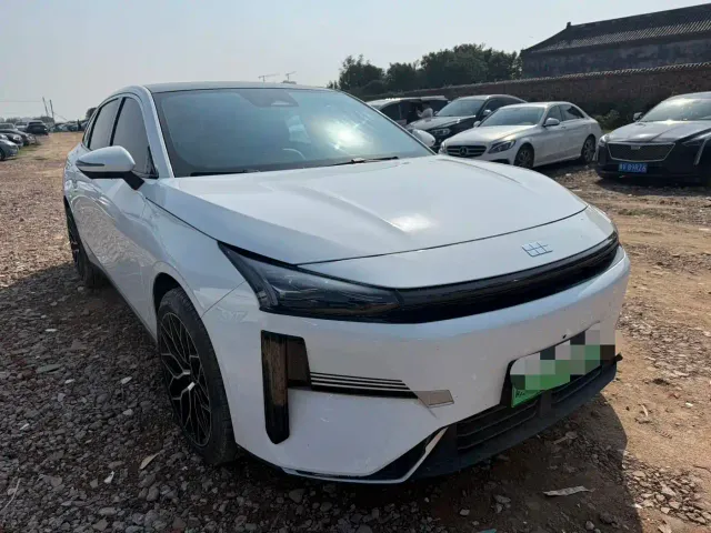 Geely Galaxy L6 — Фото автомобиля 2