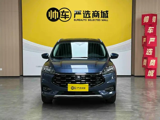 Ford Escape — Фото автомобиля 2