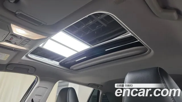 Toyota RAV4 — Фото автомобиля 8