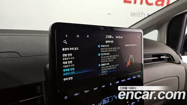 Hyundai Staria Staria 4WD Lounge 9 мест — Фото автомобиля 28