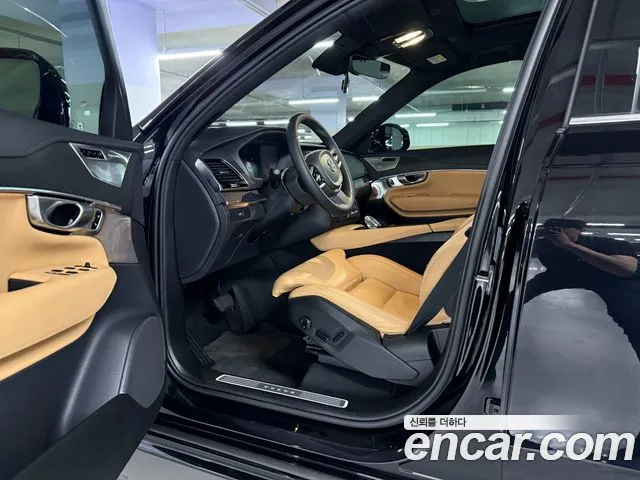Volvo XC90 Generation 2 — Фото автомобиля 10