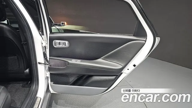Hyundai Ioniq6 — Фото автомобиля 25