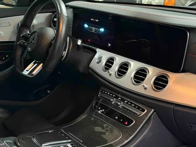 Mercedes-Benz E-Class AMG — Фото автомобиля 15