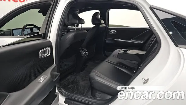 Hyundai Ioniq6 — Фото автомобиля 4