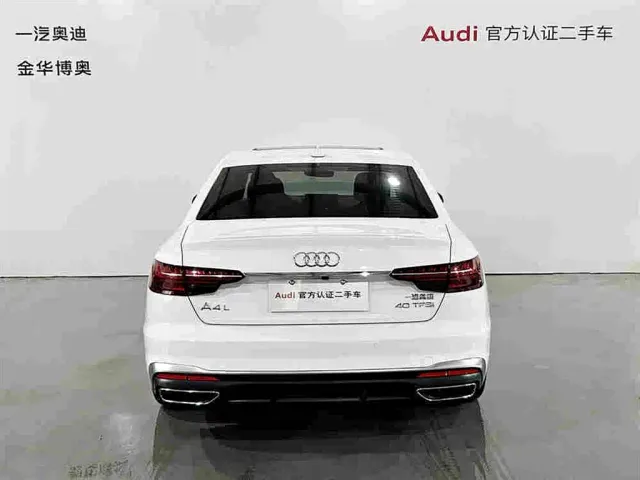 Audi A4L — Фото автомобиля 5