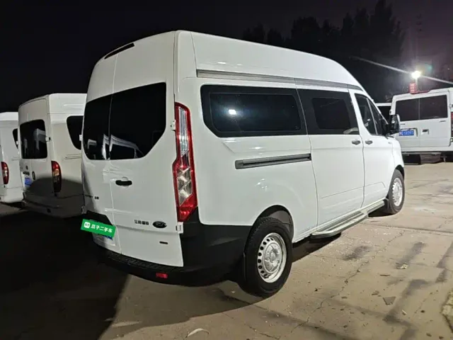 Ford Transit — Фото автомобиля 6