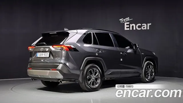 Toyota RAV4 5th Gen — Фото автомобиля 2