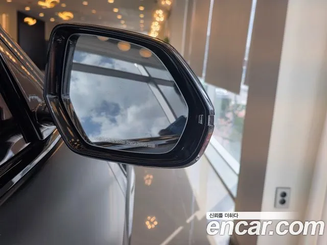 Lamborghini Urus — Фото автомобиля 13