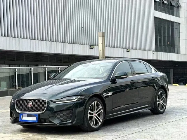 Фотография автомобиля — Jaguar XEL