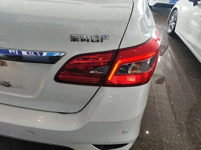 Nissan Sylphy — Фото автомобиля 7