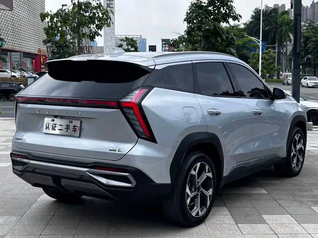 Geely Boyue L — Фото автомобиля 22