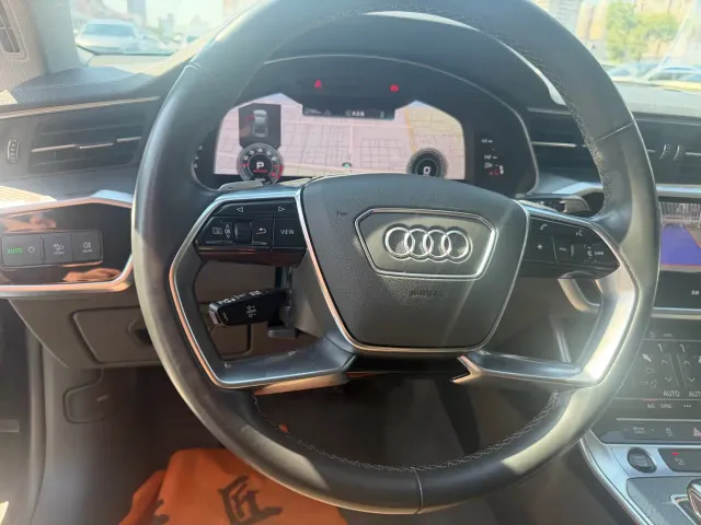 Audi A7L — Фото автомобиля 6