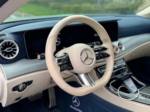Mercedes-Benz E-Class — Фото автомобиля 7