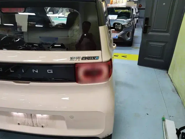Wuling Hongguang Mini EV — Фото автомобиля 7