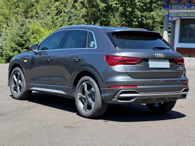 Audi Q3 — Фото автомобиля 4