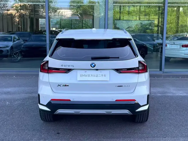 BMW X1 — Фото автомобиля 3