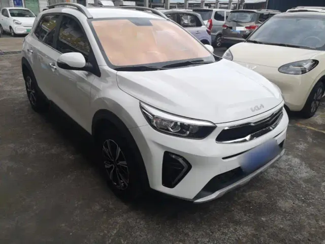 Kia KX1 — Фото автомобиля 3