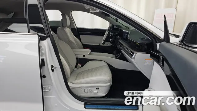 Hyundai Grandeur GN7 — Фото автомобиля 17