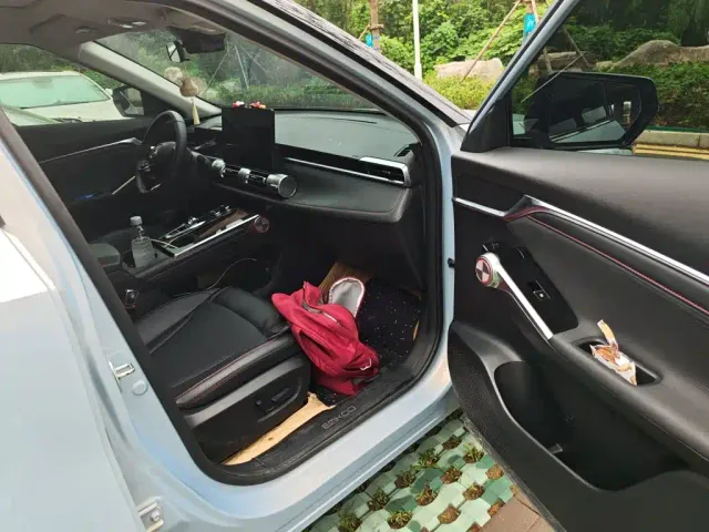 GAC Trumpchi Emkoo — Фото автомобиля 16