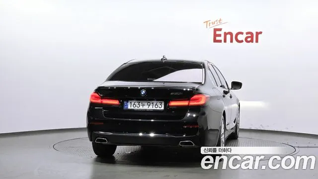 BMW 5 Series G30 — Фото автомобиля 4