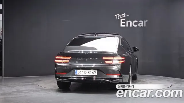 Genesis G80 Бензин 2.5 турбо AWD — Фото автомобиля 4