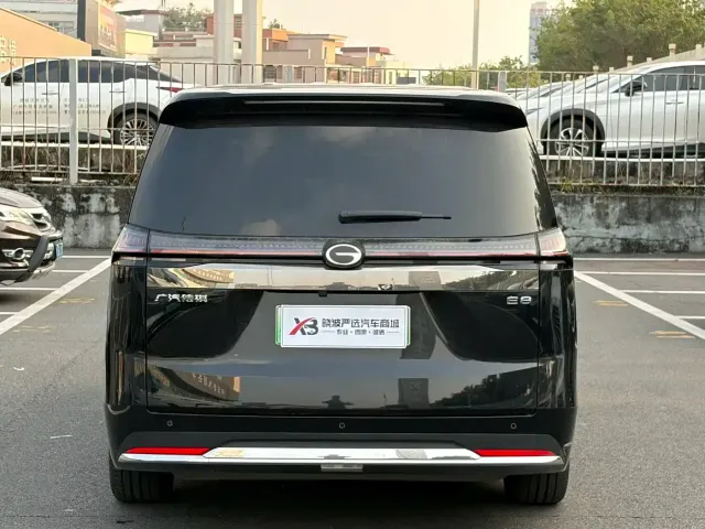 GAC Trumpchi Trumpchi E8 NEV 2024 150km Soaring Dragon Starlight+ — Фото автомобиля 23