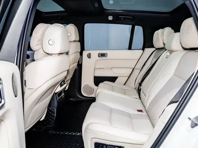 Li Auto L7 — Фото автомобиля 10
