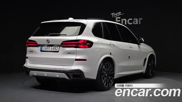 BMW X5 xDrive 40i M Sport — Фото автомобиля 2