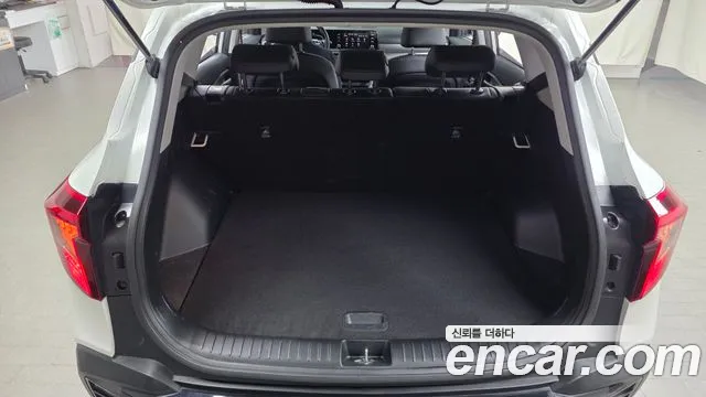 Kia Seltos Новый Seltos Бензин 2.0 2WD — Фото автомобиля 19