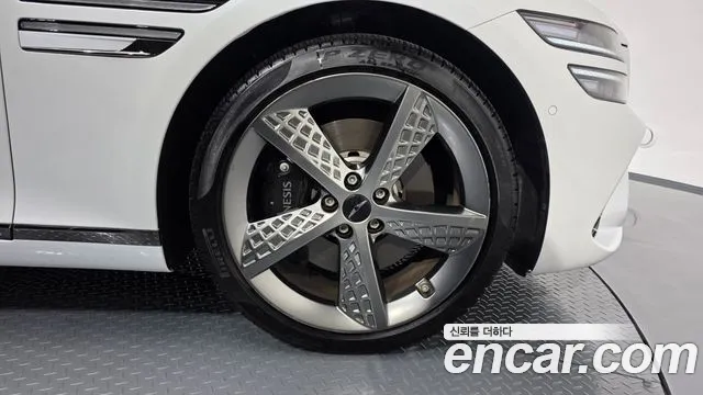 Genesis G80 Бензин 2.5 турбо 2WD — Фото автомобиля 17