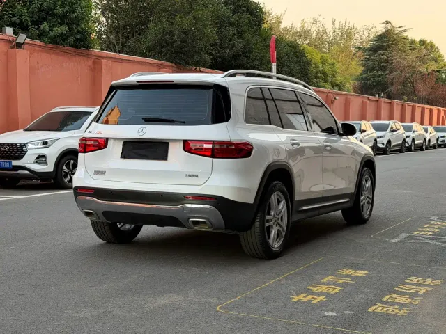 Mercedes-Benz GLB-Class — Фото автомобиля 4