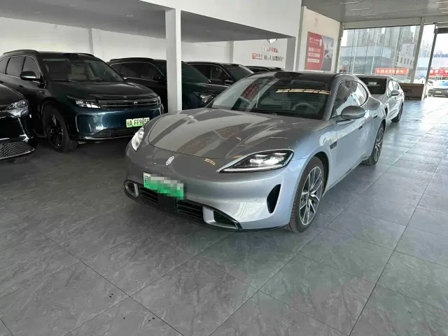 Фотография автомобиля — Shangjie Z7T