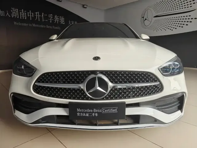 Mercedes-Benz C-Class — Фото автомобиля 2
