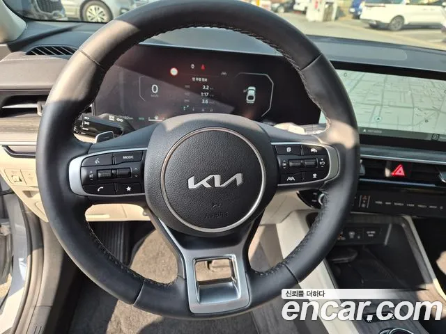 Kia K5 Generation 3 — Фото автомобиля 8