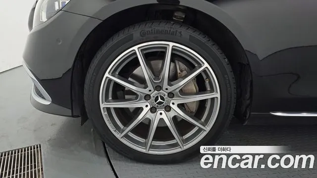 Mercedes-Benz E-Class W213 — Фото автомобиля 5