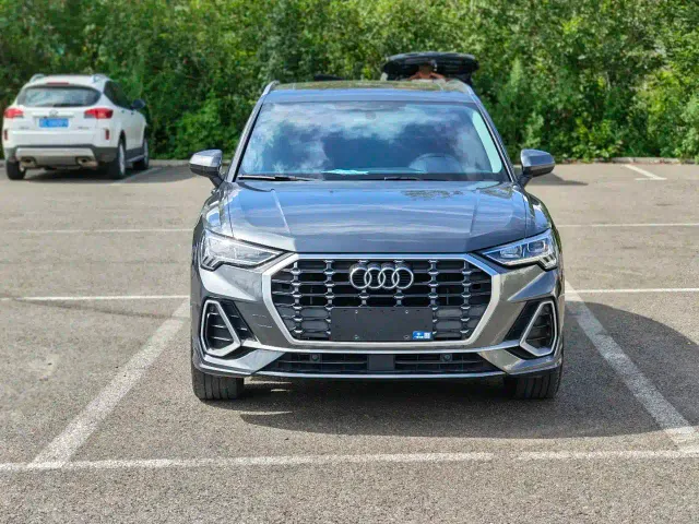 Audi Q3 — Фото автомобиля 2