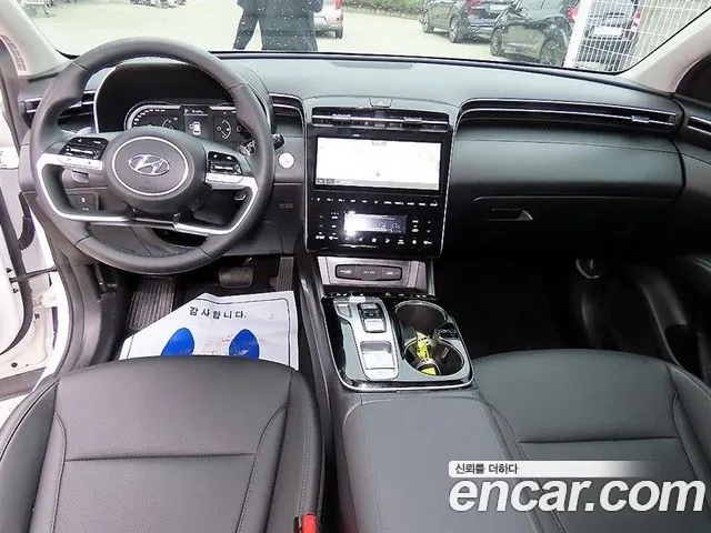 Hyundai Tucson — Фото автомобиля 3