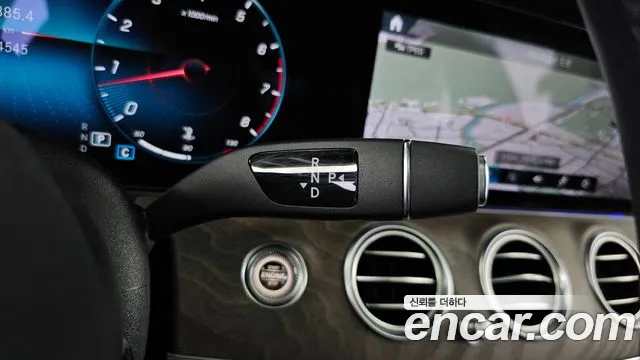 Mercedes-Benz E-Class W213 — Фото автомобиля 12