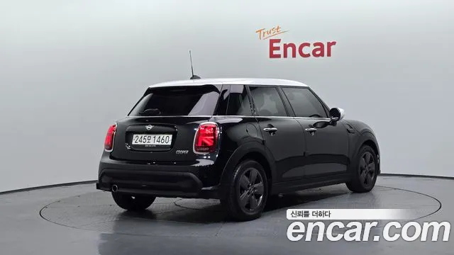 Mini Cooper Cooper 5 дверей Classic — Фото автомобиля 2
