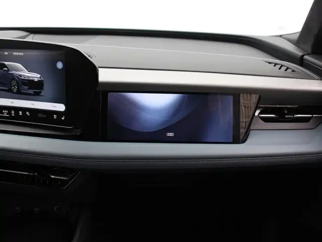 Audi Q6L e-tron — Фото автомобиля 12